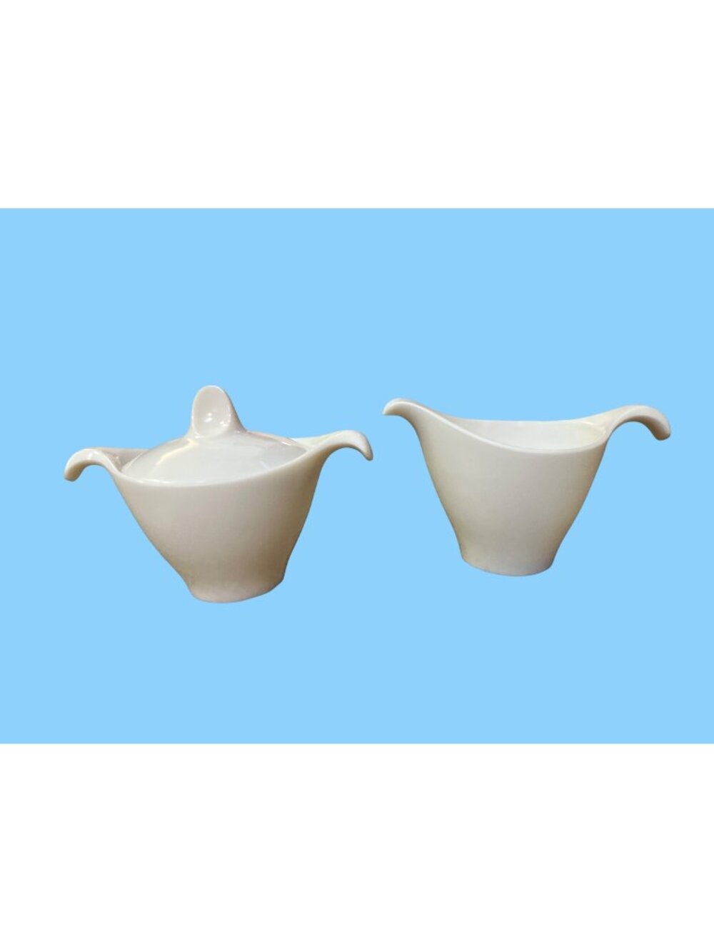 Vintage 1960s Lenox Ware Cream Melamine Creamer & Lidded Sugar Bowl Set MCM Used
